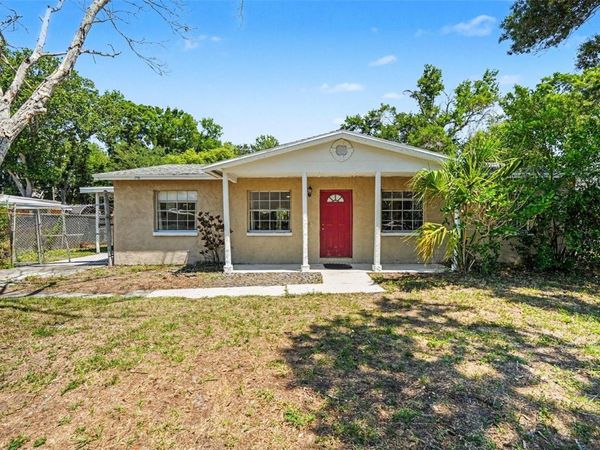 10108 ALAMBRA AVENUE , TAMPA, FL 33619