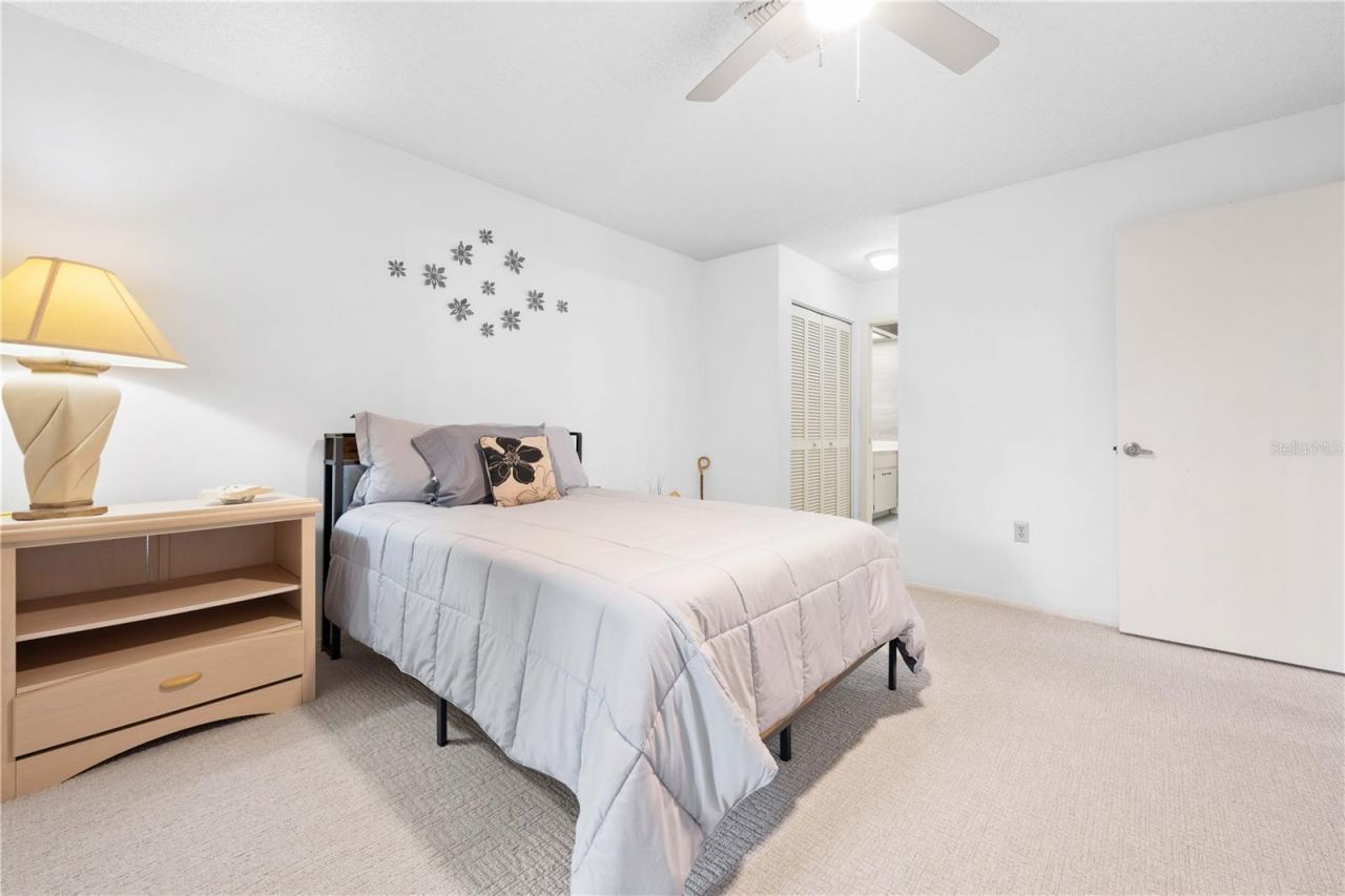 2139 Sea Pines Court , Spring Hill, FL 34606 Photo