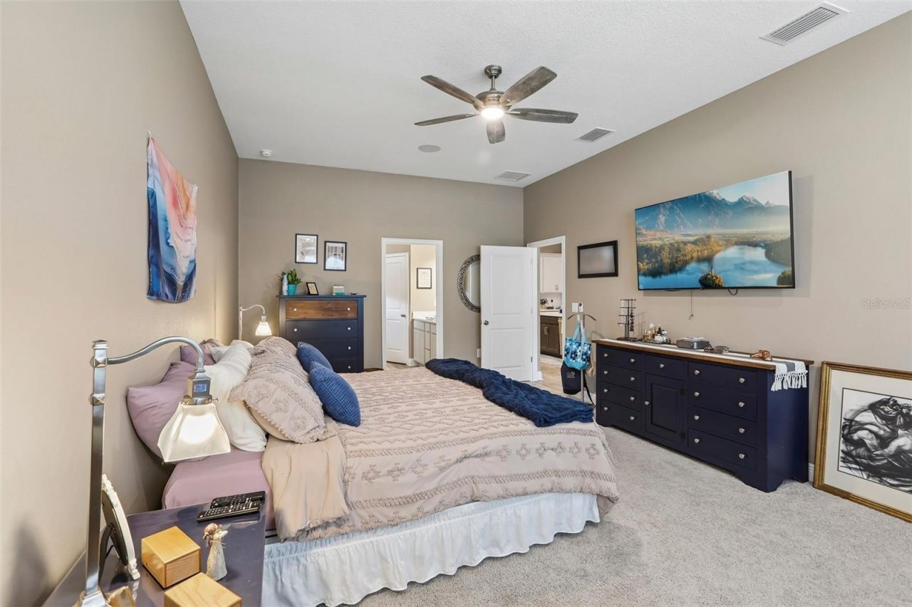 902 Tierra Dr , Spring Hill, FL 34609 Photo