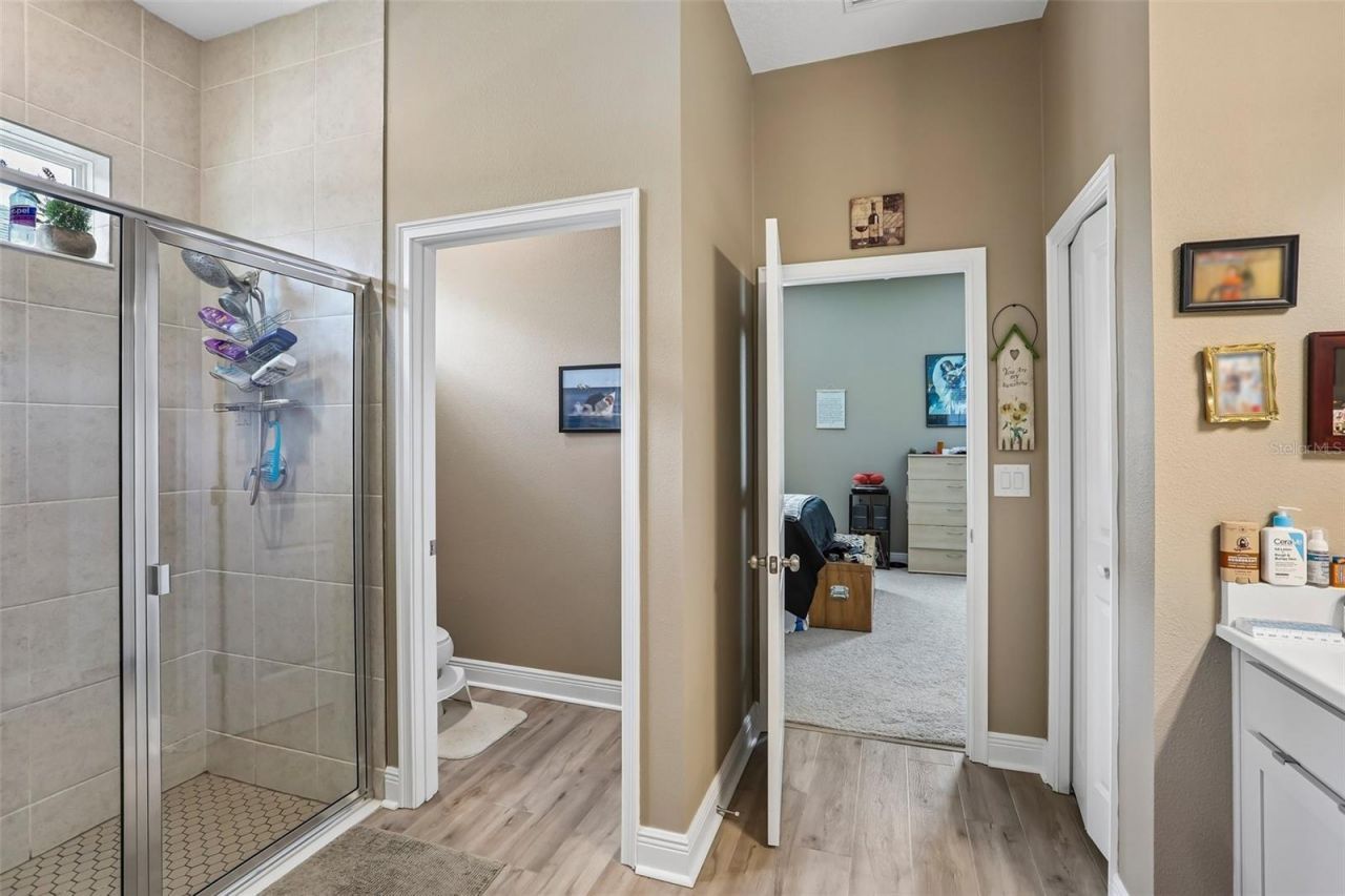 902 Tierra Dr , Spring Hill, FL 34609 Photo