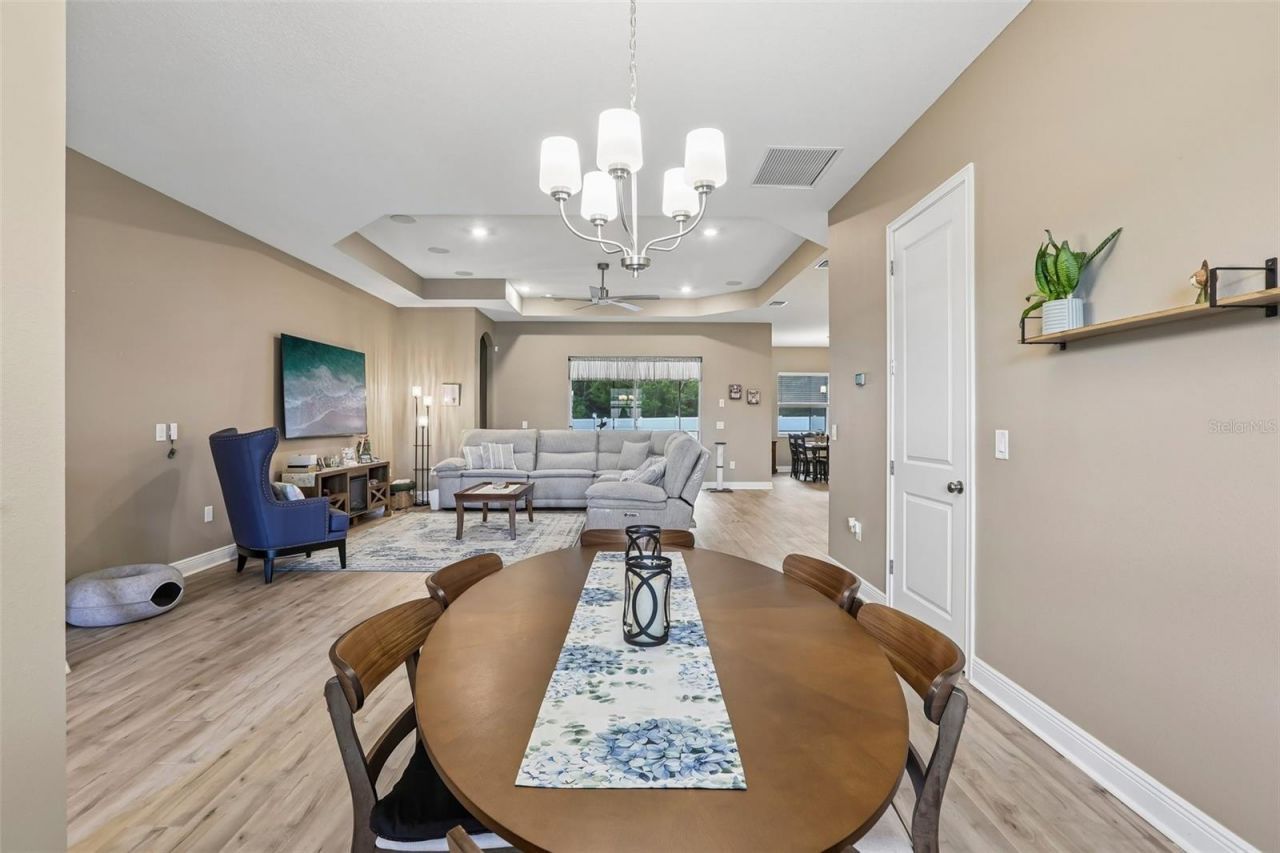 902 Tierra Dr , Spring Hill, FL 34609 Photo