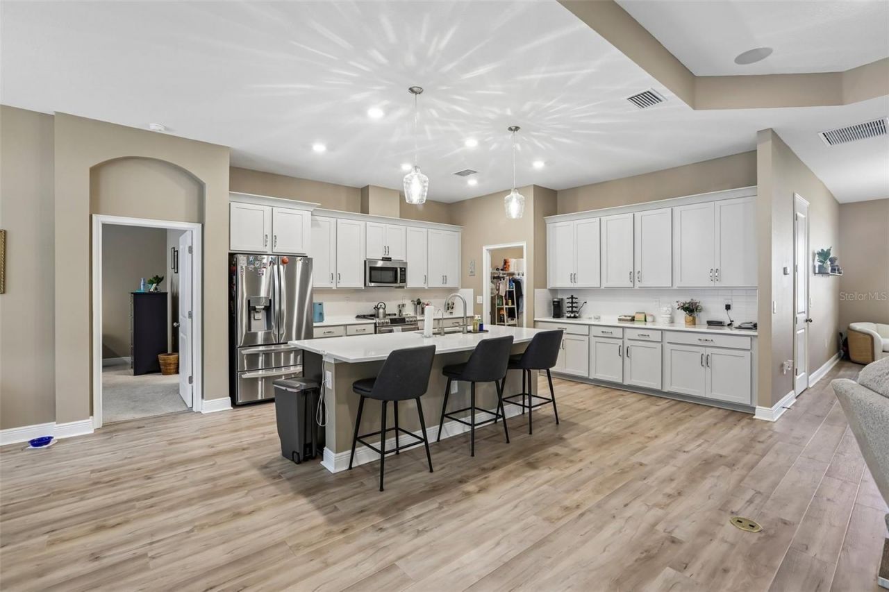 902 Tierra Dr , Spring Hill, FL 34609 Photo