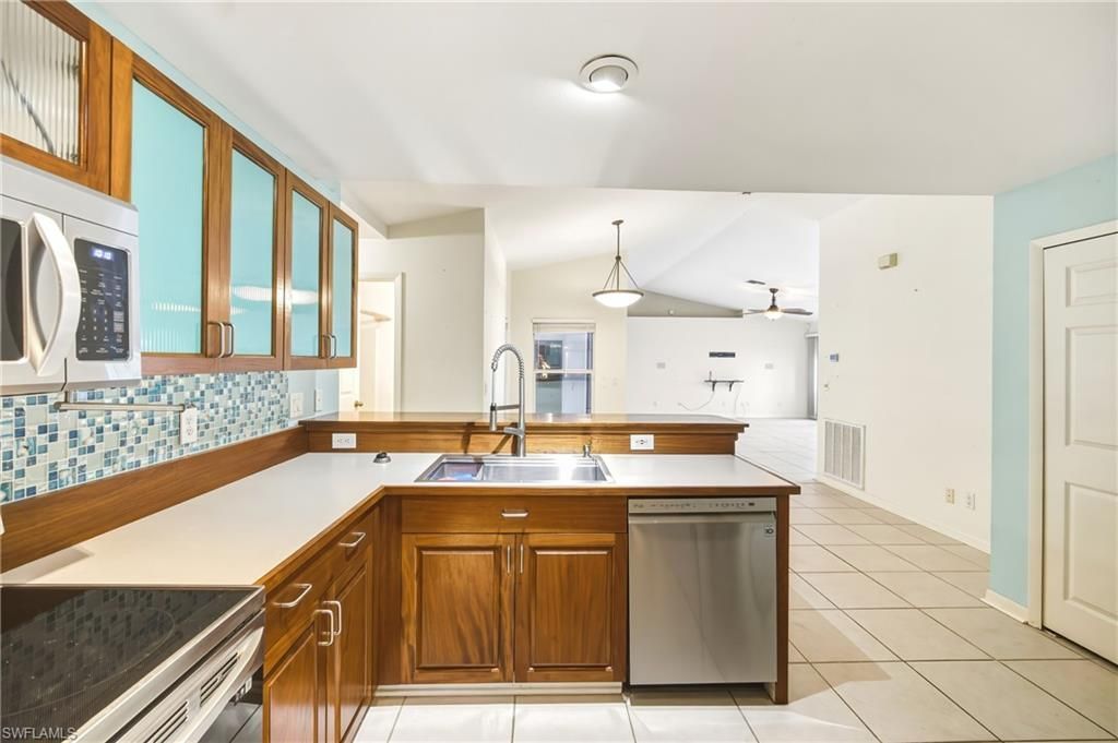 2038 NW 3rd Ter , Cape Coral, FL 33993 Photo