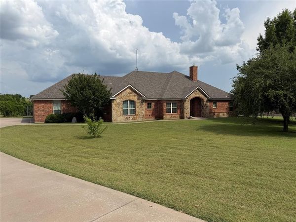 130 Aledo Grove Court, Fort Worth, TX 76126