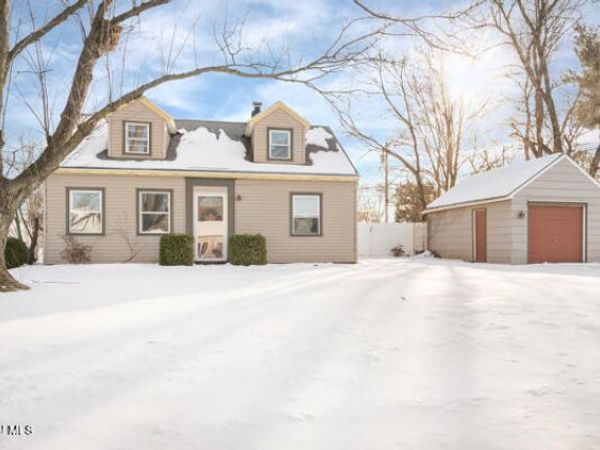1956 Clement Road, Schenectady, NY 12303