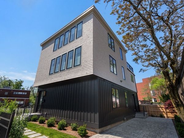 17 Smith Place, Cambridge, MA 02138