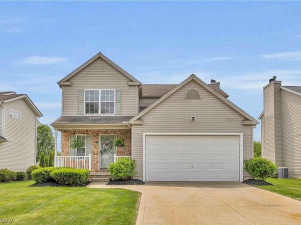 966 Chadwick Lane, Medina, OH 44256