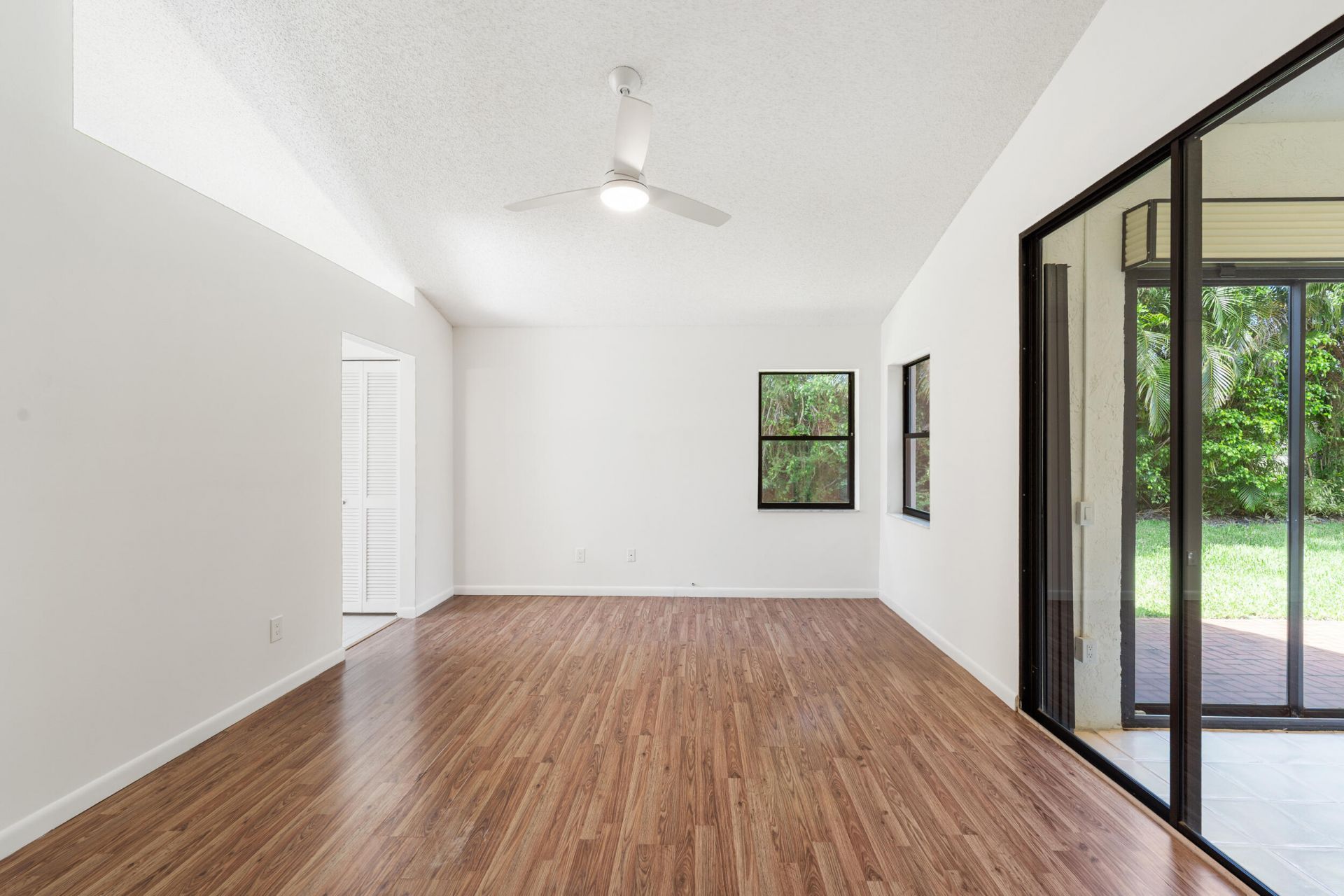 7219 Le Chalet Boulevard, Boynton Beach, FL 33472 Photo