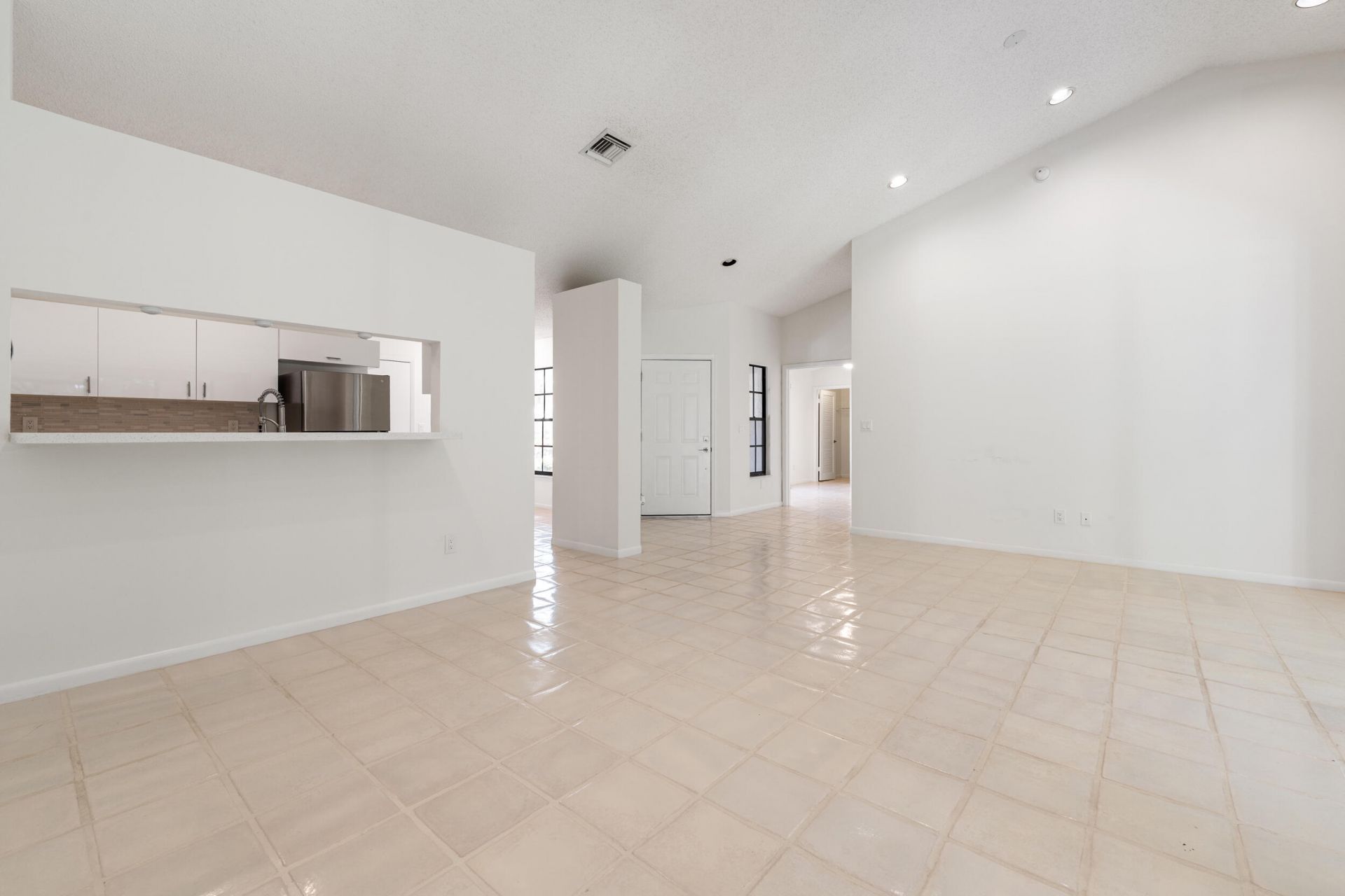 7219 Le Chalet Boulevard, Boynton Beach, FL 33472 Photo