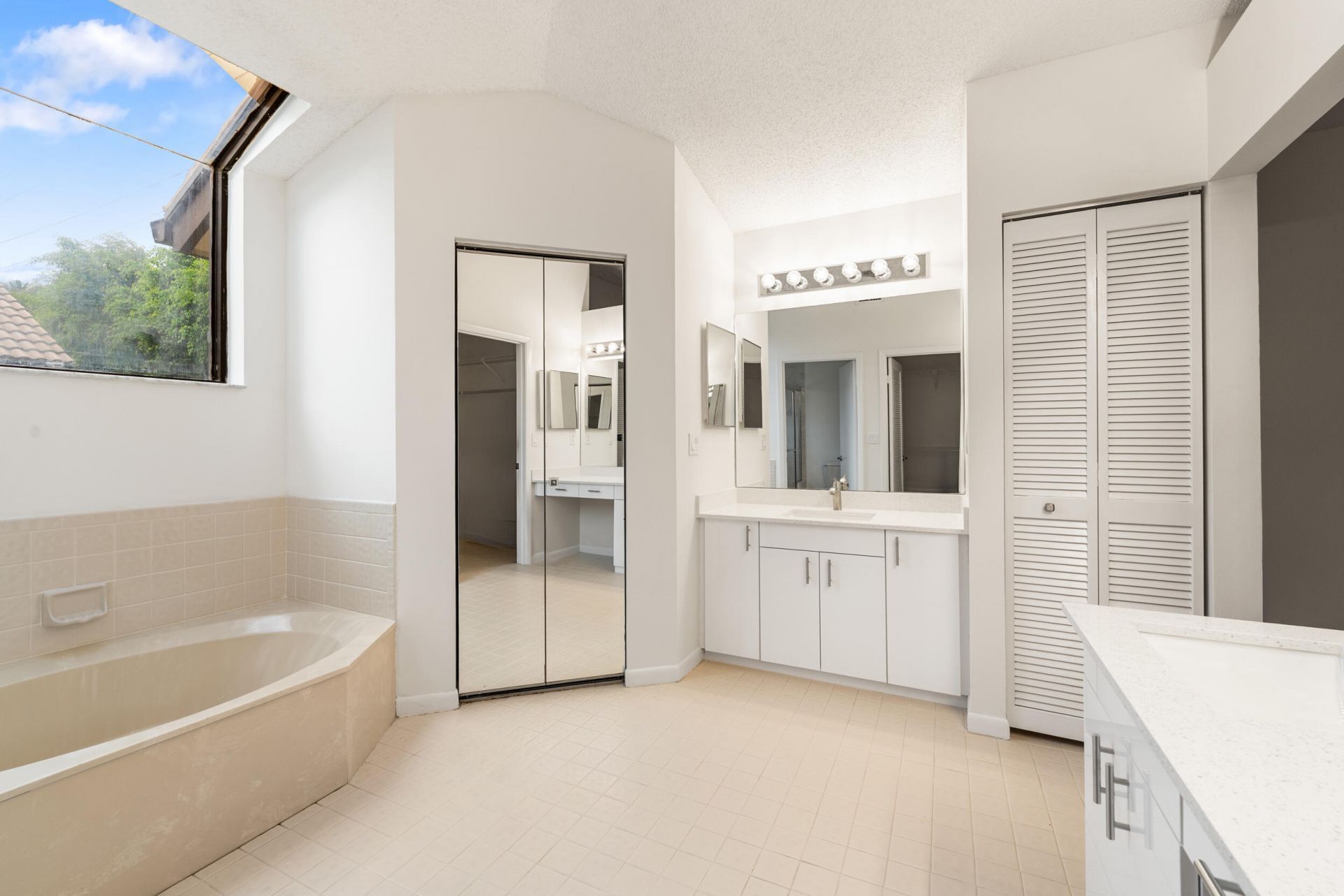 7219 Le Chalet Boulevard, Boynton Beach, FL 33472 Photo