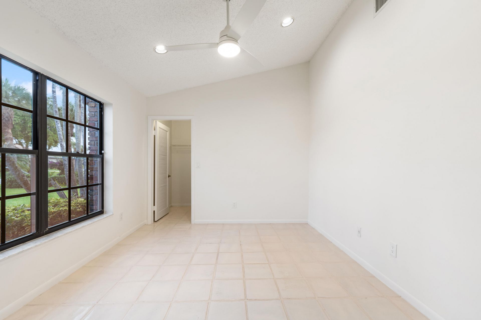 7219 Le Chalet Boulevard, Boynton Beach, FL 33472 Photo