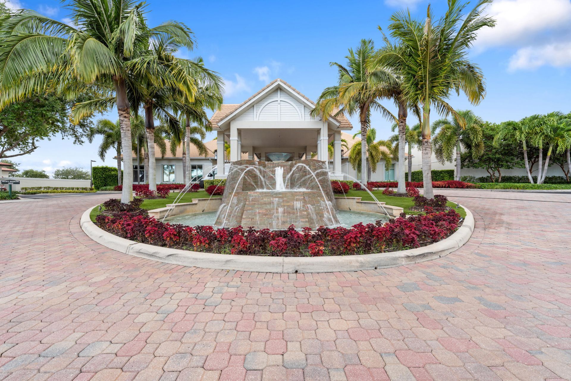 7219 Le Chalet Boulevard, Boynton Beach, FL 33472 Photo