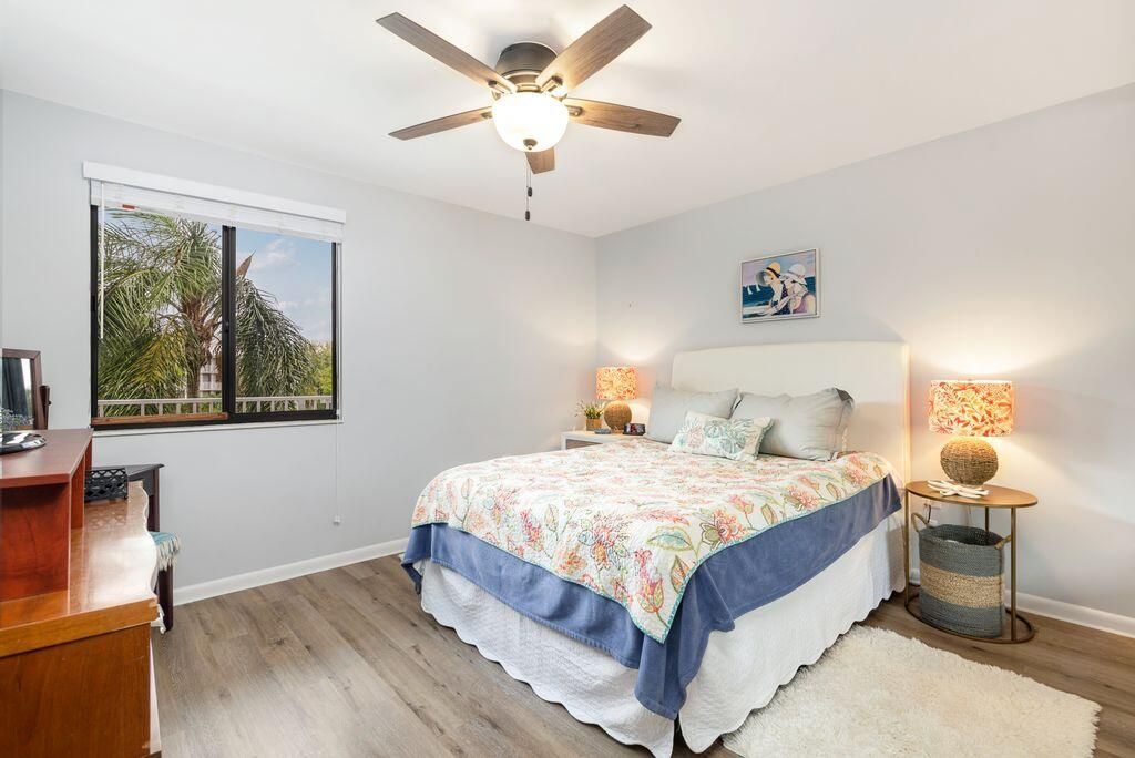 2401 Village Boulevard, Unit 305, West Palm Beach, FL 33409 Photo