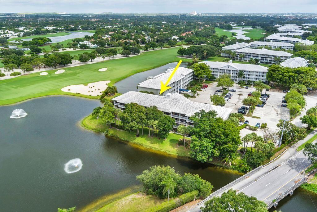 2401 Village Boulevard, Unit 305, West Palm Beach, FL 33409 Photo