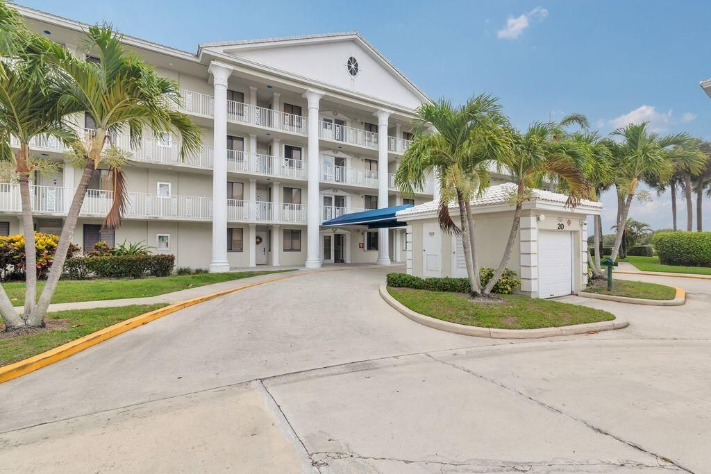 2401 Village Boulevard, Unit 305, West Palm Beach, FL 33409 Photo