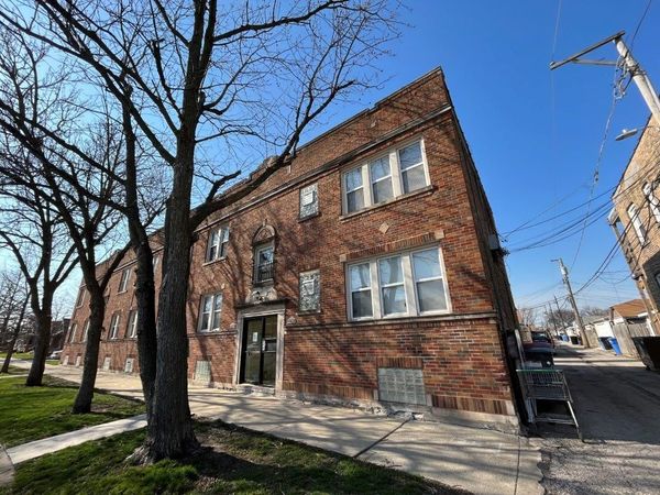 4514 W Wellington Avenue , Unit 2, Chicago, IL 60641