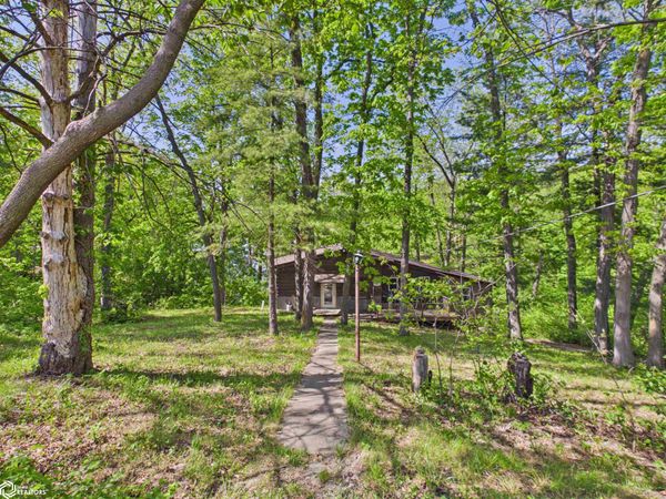 9710 100Th Avenue, Unit 6, Ottumwa, IA 52501