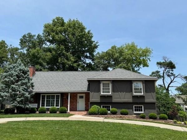 5400 W 100th Street, Overland Park, KS 66207