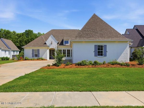 429 W Oak Circle, Madison, MS 39110