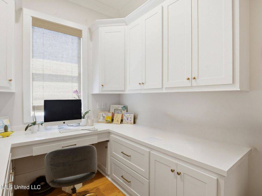 Property Image 28