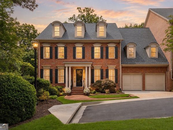 250 Enclave, Atlanta, GA 30342