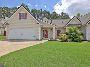 230 Courtyard Drive, Newnan, GA 30265