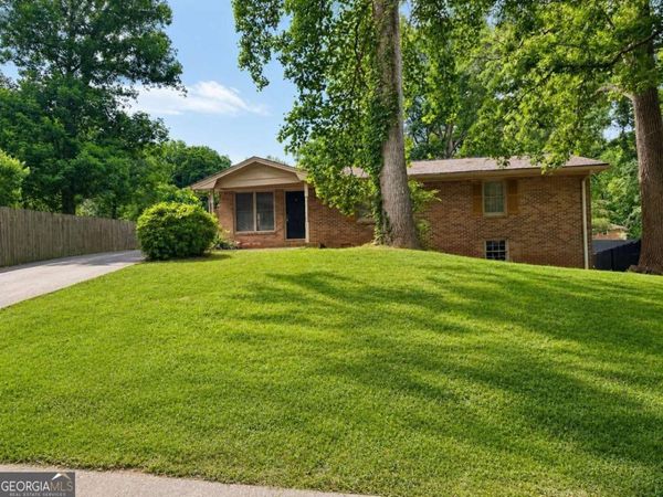 2401 Dawn Court, Decatur, GA 30032