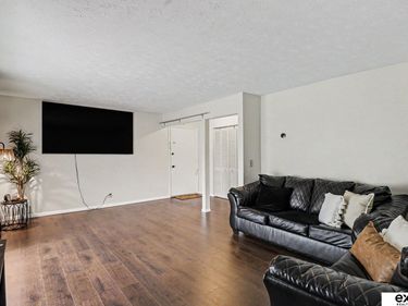 12025 Pierce Plaza, Unit 324, Omaha, NE 68144