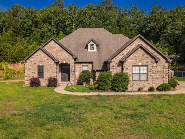 157 Hidden Valley Drive, Conway, AR 72032
