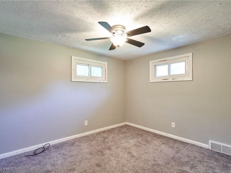 1160 Ivy Street NW, North Canton, OH 44720 Photo 17