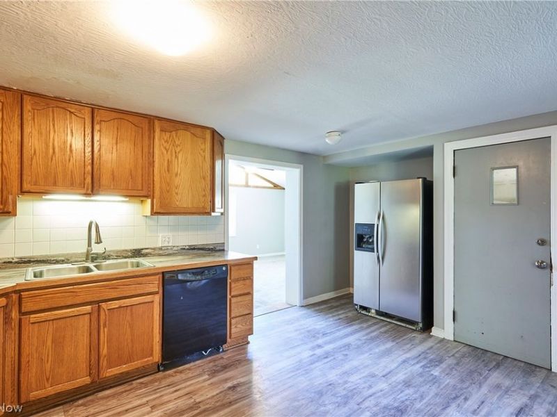 1160 Ivy Street NW, North Canton, OH 44720 Photo 7