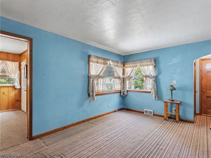13459 Portage Street, Doylestown, OH 44230 Photo 4