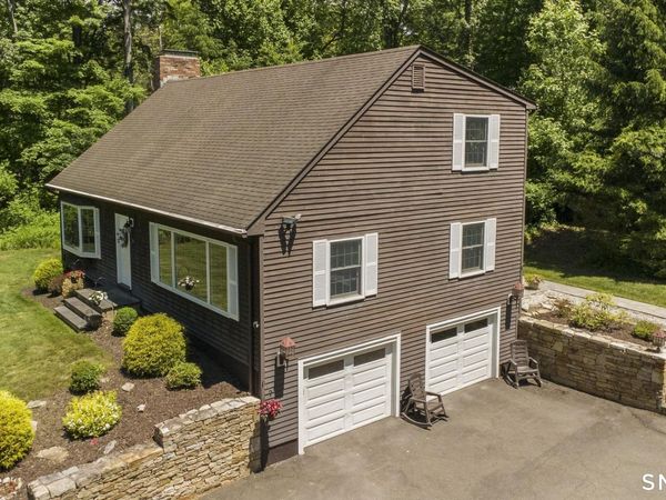 16 Foote Hill, North Branford, CT 06472