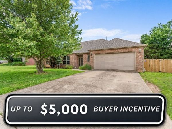 4245 E Broomsage Drive , Fayetteville, AR 72701