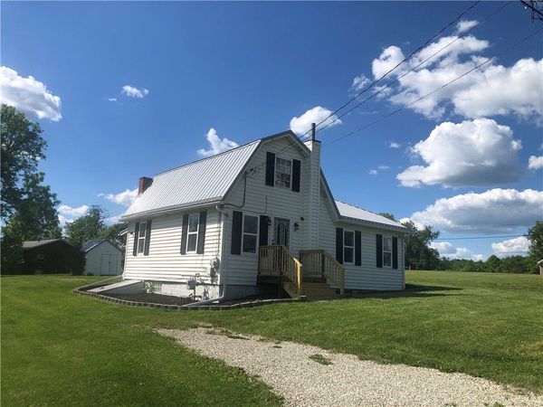 40 SALEM AVENUE, New Salem, PA 15468