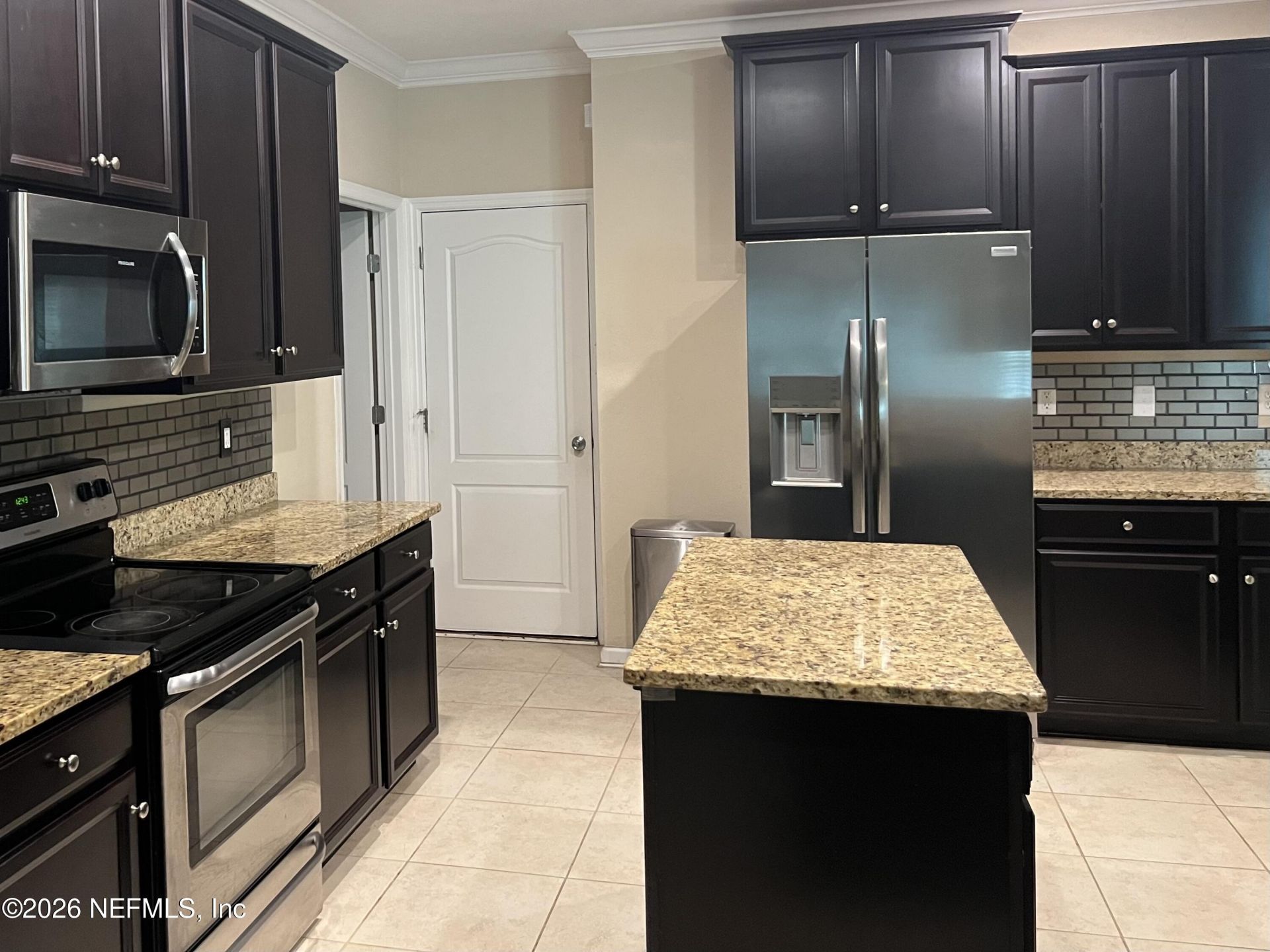 16057 Bainebridge Drive, Jacksonville, FL 32218 Photo