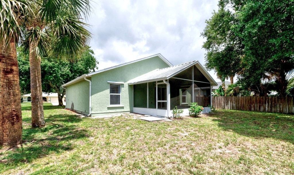 1464 Laconia Street, Sebastian, FL 32958 Photo
