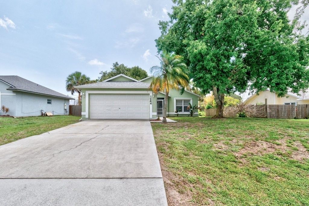 1464 Laconia Street, Sebastian, FL 32958 Photo