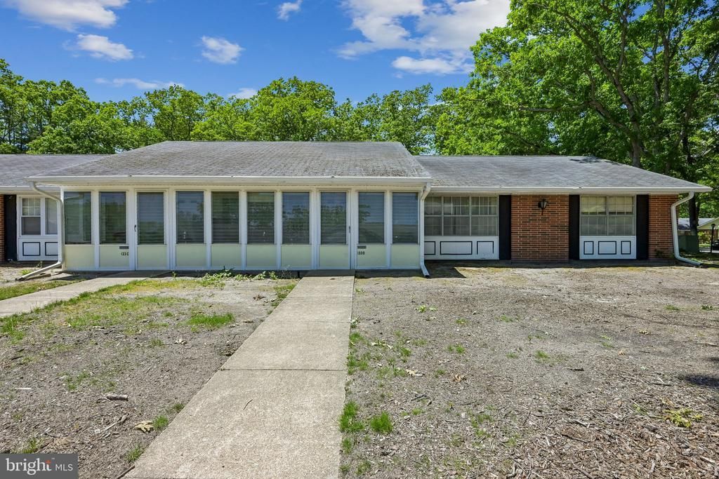 133 D Farrington Court, Lakewood, NJ 08701 Main Photo