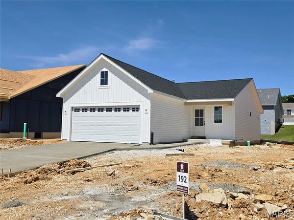 206 Red Cliff Court, Wentzville, MO 63385