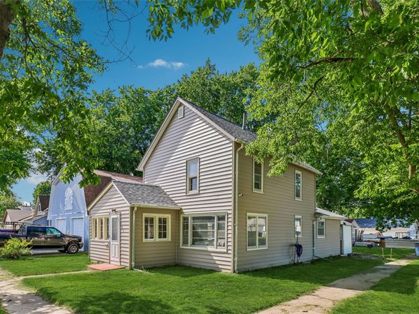 400 W Spring Street , Colfax, IA 50054