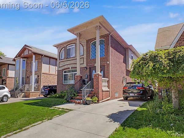 5524 Maple Street, Dearborn, MI 48126
