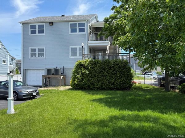 32 Sheridan Road , Unit 2, Babylon, NY 11702