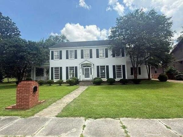 154 W 2nd Street, Clarksdale, MS 38614