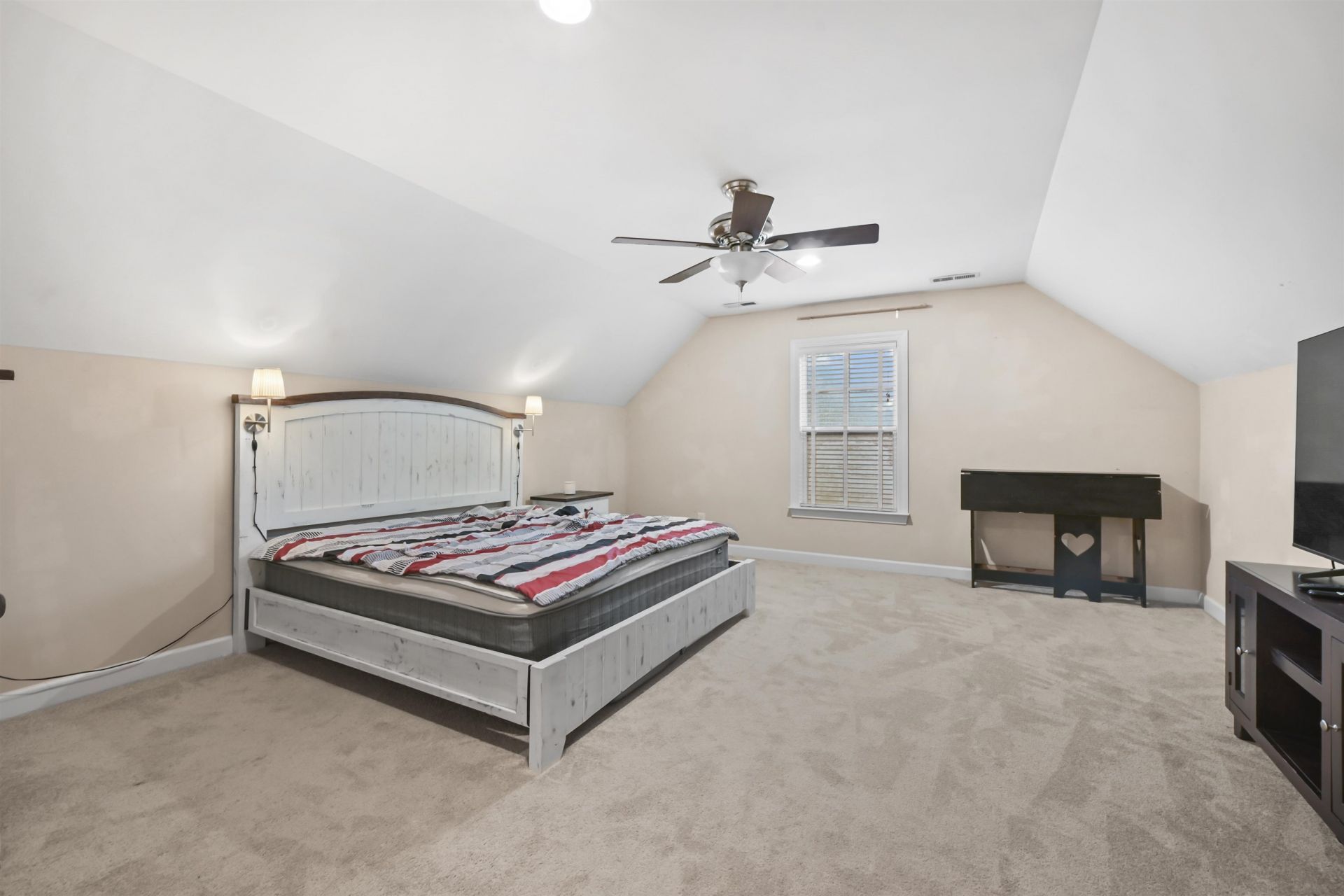 499 Trestle Way  Photo 31