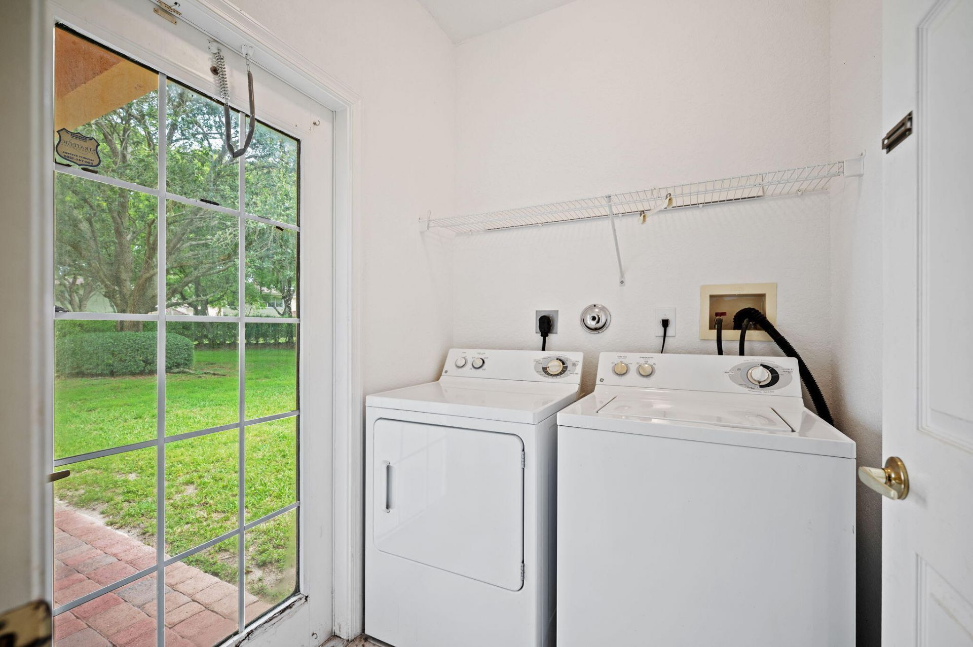 2110 NW 75th Way, Pembroke Pines, FL 33024 Photo