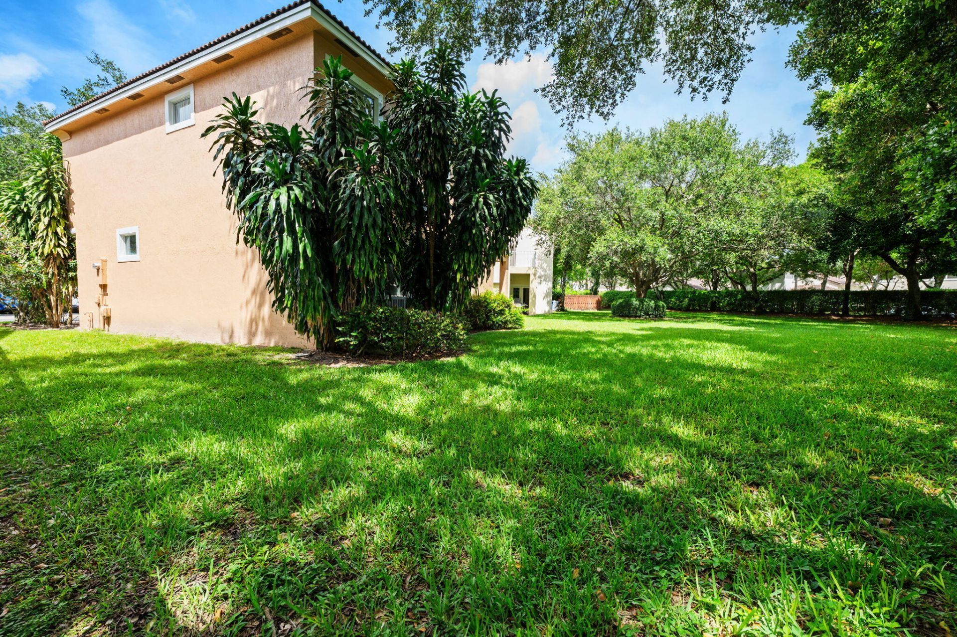 2110 NW 75th Way, Pembroke Pines, FL 33024 Photo