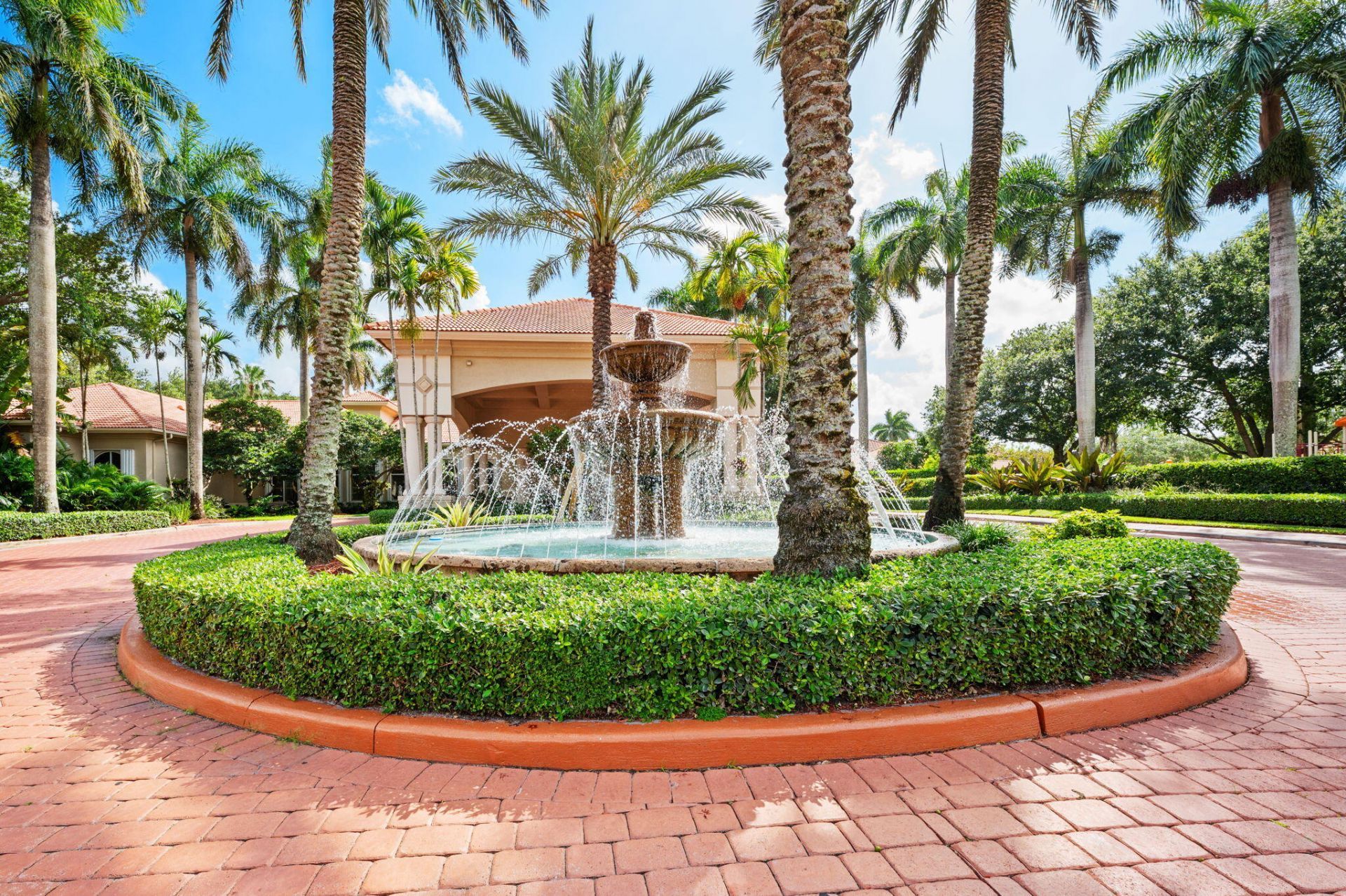2110 NW 75th Way, Pembroke Pines, FL 33024 Photo