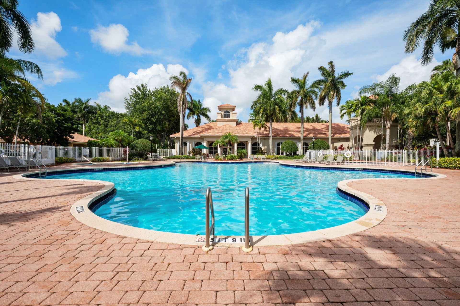 2110 NW 75th Way, Pembroke Pines, FL 33024 Photo