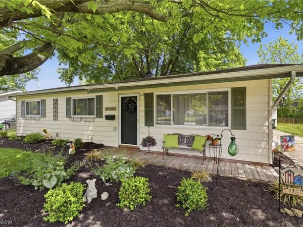 24264 Fairlawn Drive , North Olmsted, OH 44070